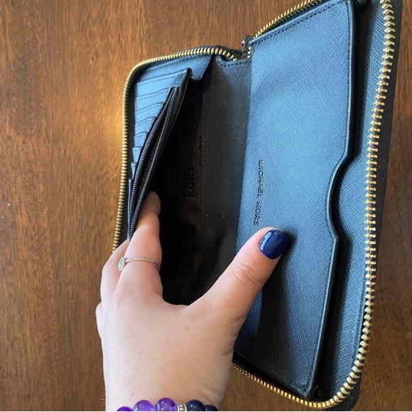 Michael Kors Black and Gold Wallet - Picture 6 of 8